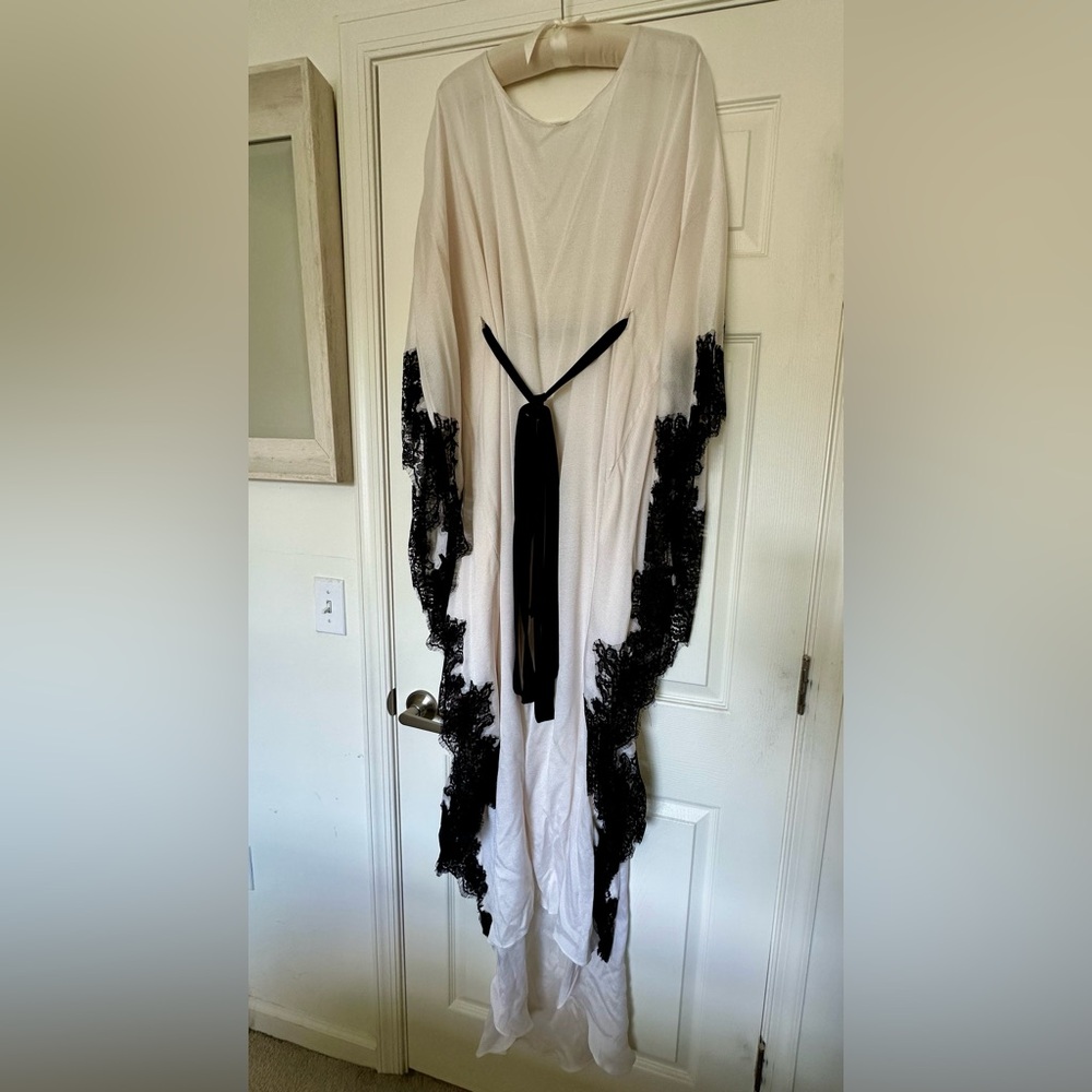 Rosamosario 100% Raw Silk Kaftan & Black Chantilly Lace “Natural Beauty” Large - Picture 4 of 17